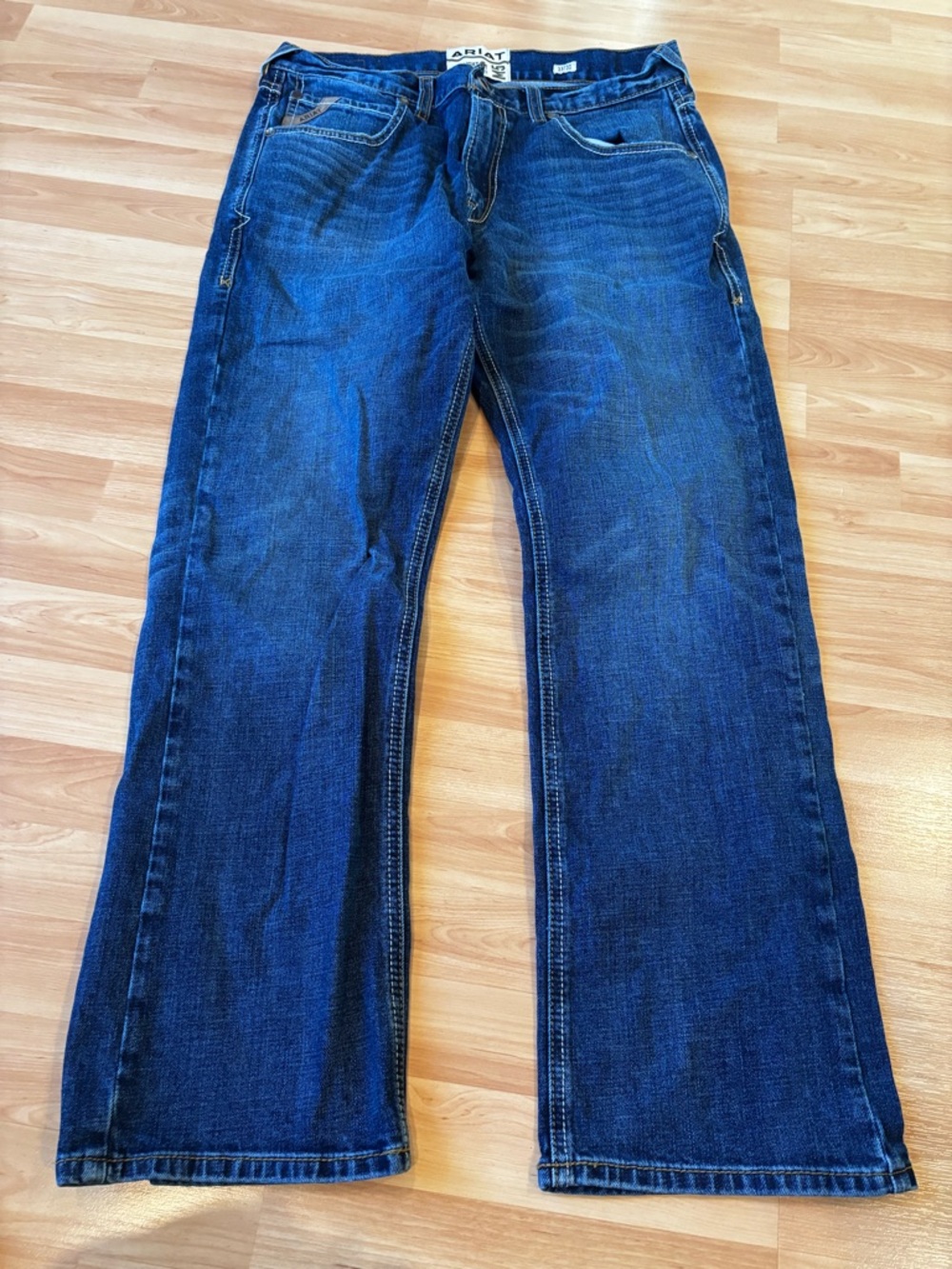 Ariat M5 Straight Fit/Straight Leg‎ Jeans